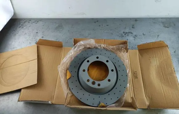 Mercedes-Benz G W463 2nd Gen Front brake disc A463421160064