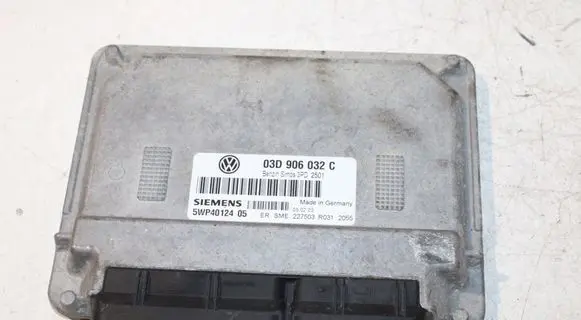 Volkswagen Polo Engine control unit/module 03D906032C 5WP4012405