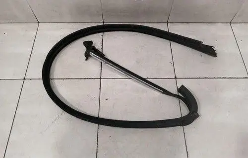 Bentley Continental Front door rubber seal 3W8867367