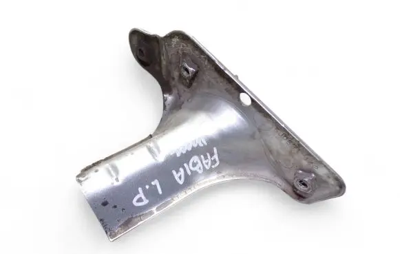 Skoda Fabia Mk2 (5J) Fender mounting bracket 5J0821142