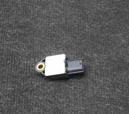 Toyota Hilux (AN10, AN20, AN30) Airbag deployment crash/impact sensor 643510326J 8983104020