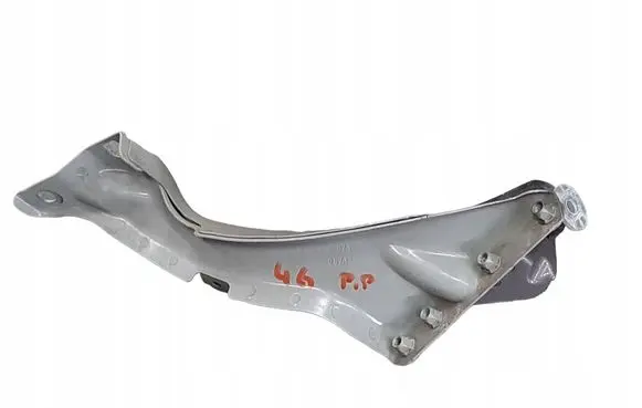 Audi A6 S6 C7 4G Fender mounting bracket 4G0821136A