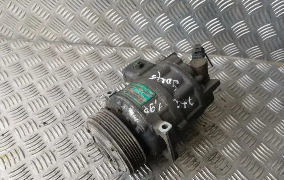Volkswagen Golf Plus Air conditioning (A/C) compressor (pump) 1K0820803Q