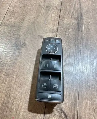 Mercedes-Benz C W204 Electric window control switch A2049055402 10021551 90169111607695