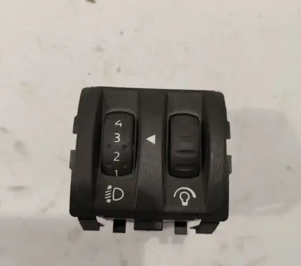 Renault Scenic II - Grand scenic II Headlight level height control switch 8200121805B