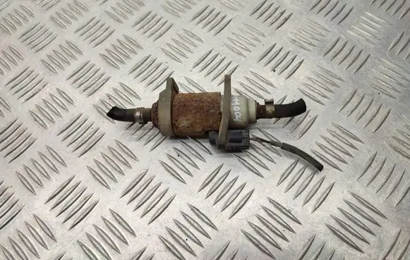 BMW 3 E90 E91 Webasto auxiliary heater fuel pump 