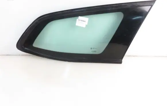 Peugeot 308 Rear side window