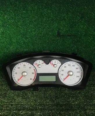 Speedometer (instrument cluster)