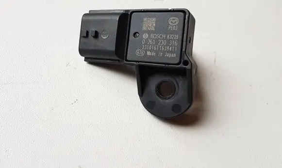 Mazda CX-5 II Air pressure sensor 0261230316