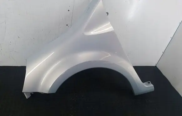 Renault Modus Fender 8200098309G