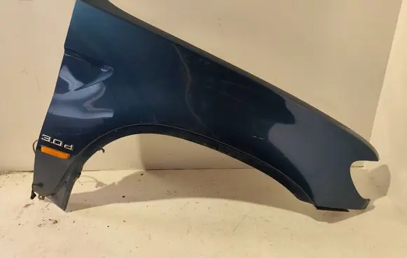 BMW X5 E53 Fender