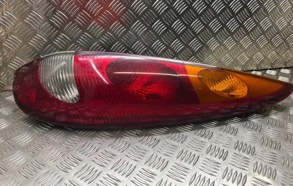 Nissan Almera Tino Rear/tail lights