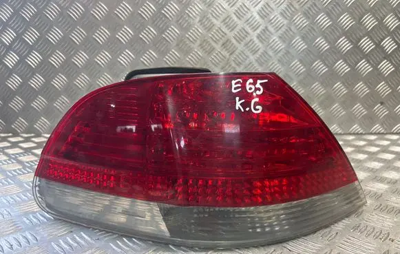 BMW 7 E65 E66 Rear/tail lights 6937235