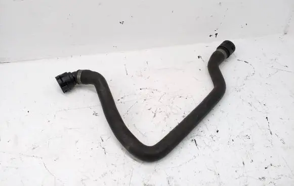 BMW 7 E65 E66 Engine coolant pipe/hose 8384912