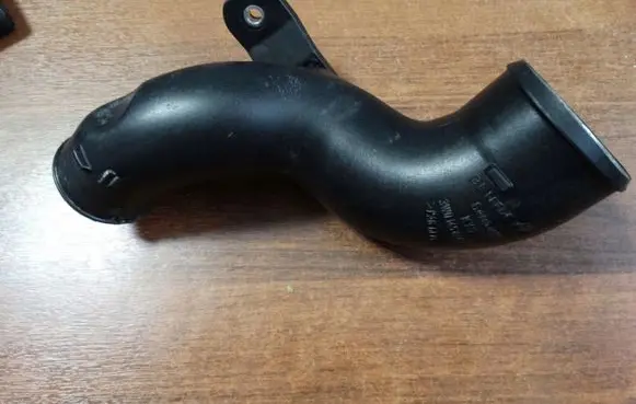 Mercedes-Benz S W222 Intercooler hose/pipe 3W0145840F