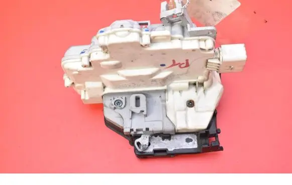 Audi Q7 4L Rear door lock 3C4839016C