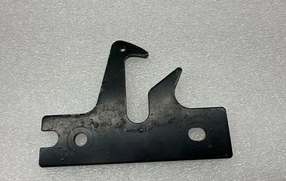 Audi A6 Allroad C7 Engine bonnet/hood lock/latch loop/hook 4G0823485