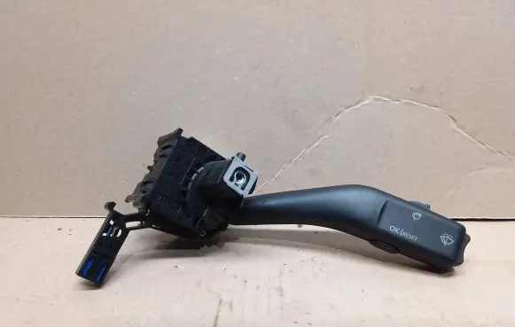 Skoda Octavia Mk2 (1Z) Wiper control stalk 1K0953519C