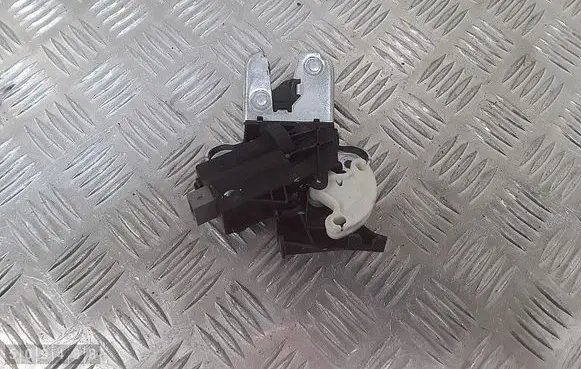 Tailgate/trunk/boot lock/catch/latch