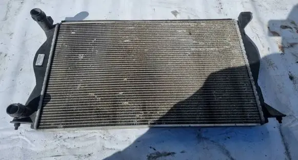 Audi A6 S6 C6 4F Coolant radiator 4F0121251Q