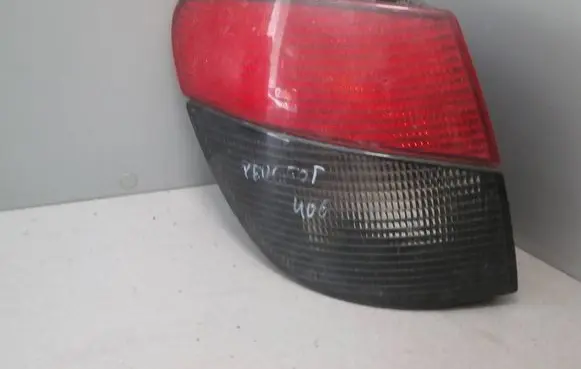 Peugeot 406 Rear/tail lights 45502