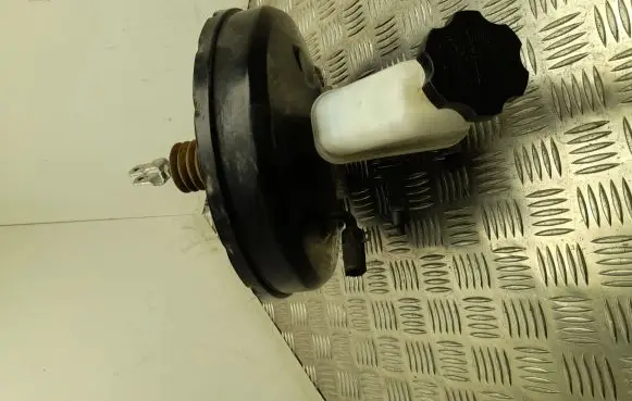 KIA Sorento Master brake cylinder GBLW0255