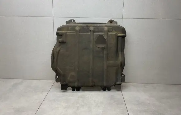 Jeep Grand Cherokee Engine splash shield/under tray 68037062AE 68037062