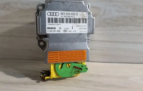 Audi A4 S4 B7 8E 8H Airbag control unit/module 8E0959655G