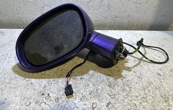 Dodge Challenger Front door electric wing mirror 