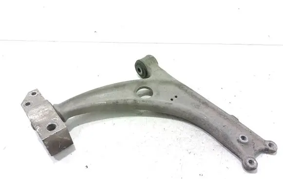 Volkswagen PASSAT B6 Front lower control arm/wishbone 3C0407153B