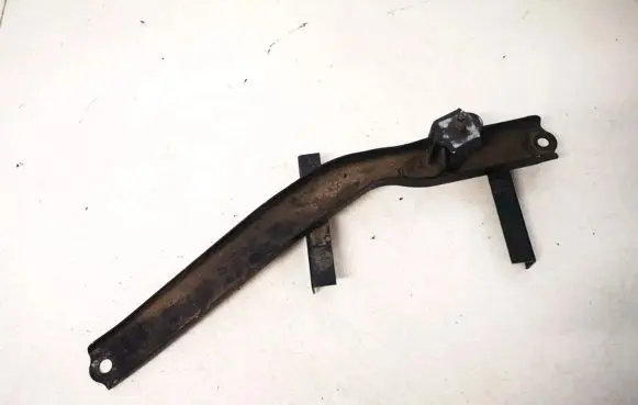 Toyota Avensis T250 Radiator mount bracket