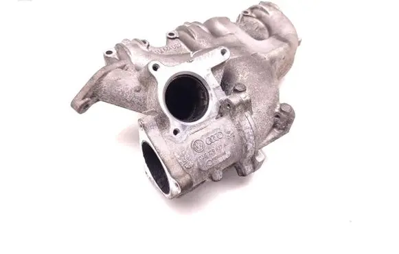 Volkswagen PASSAT B6 Intake manifold 03G129713K