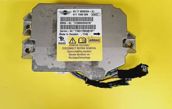 Mini Cooper Countryman R60 Airbag control unit/module 611158000K