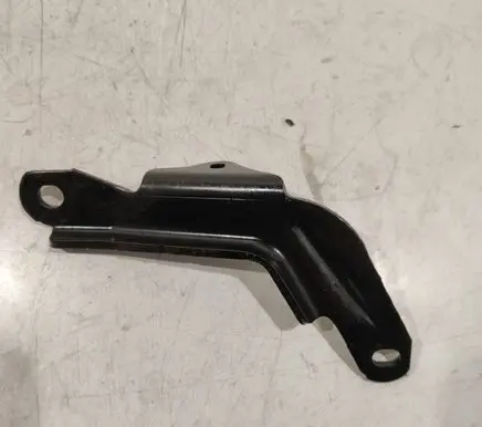 Citroen C4 II Engine mounting bracket 9671985180