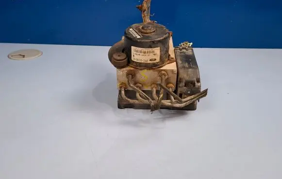 Ford Focus ABS Pump 2M512C285AC 10020403784 1009250111