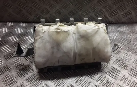 Toyota Corolla E120 E130 Passenger airbag Y12K4638299 BAMPT1189