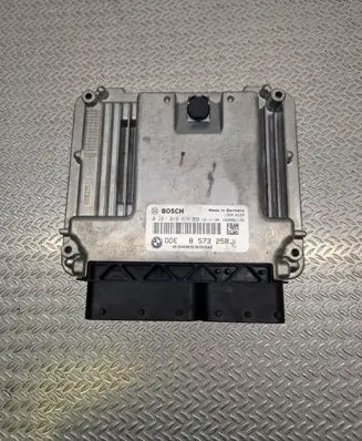 BMW 1 F20 F21 Engine control unit/module 8573258 030859958 0281019679
