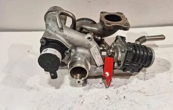 Peugeot 208 Turbo 9836081180