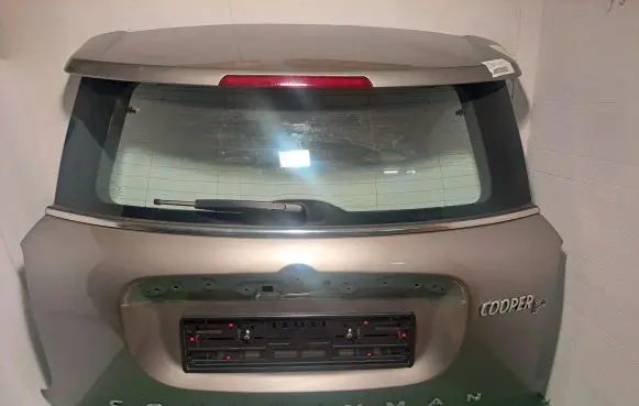 Mini Cooper Countryman F60 Tailgate/trunk/boot lid