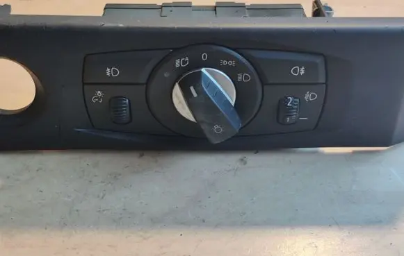 BMW 5 E60 E61 Light switch 6988555 698855501