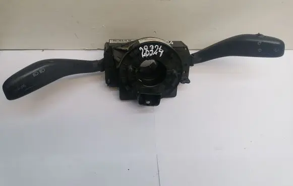 Volkswagen Polo IV 9N3 Wiper turn signal indicator stalk/switch 6Q0953503AD 17048370