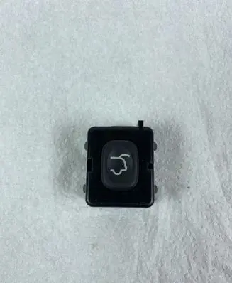 Dodge Durango Tailgate/boot open switch button P04602751AA