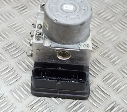 BMW i3 ABS Pump 6885428 28515592373