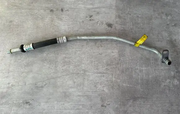 Mercedes-Benz GLE (W166 - C292) Engine coolant pipe/hose A1665006172 ZGS002