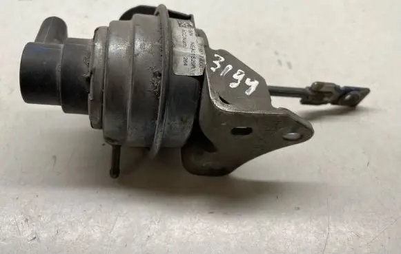 Volkswagen PASSAT B7 Turbo charger electric actuator 7755170001 03L253016T