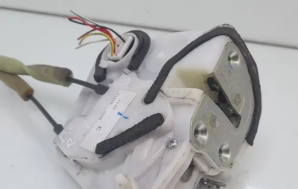 Mazda 6 Rear door lock GS1F 8A22 B0412
