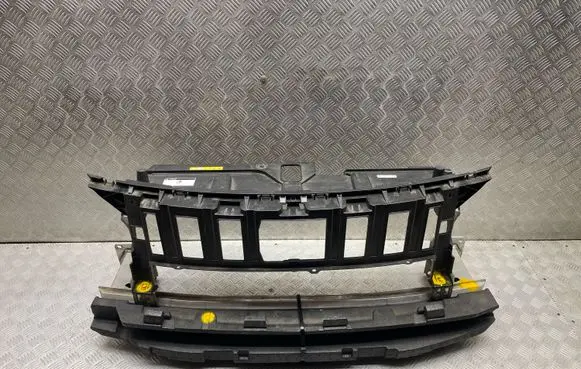 Peugeot 5008 II Front bumper support beam 9810634677