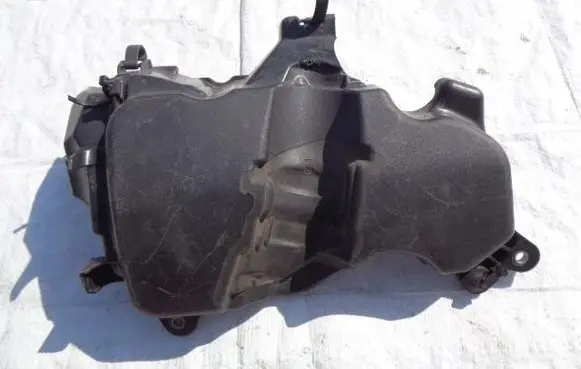 Renault Clio I Engine cover (trim) 175B15263R