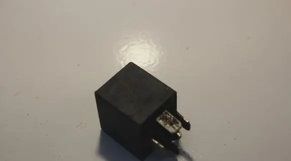 Ford Mondeo MK II Other relay SCB1M1240