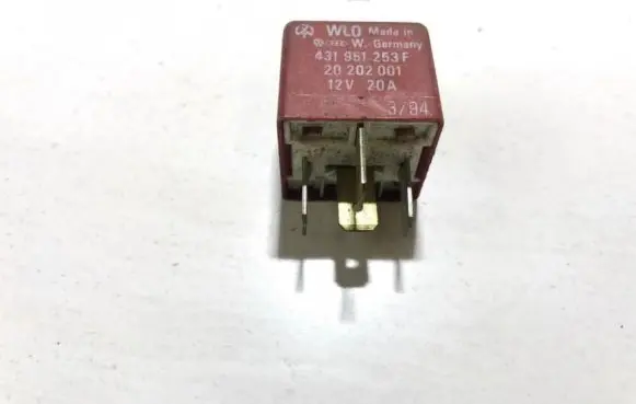 Volkswagen Golf III Other relay 431951253f 20202001